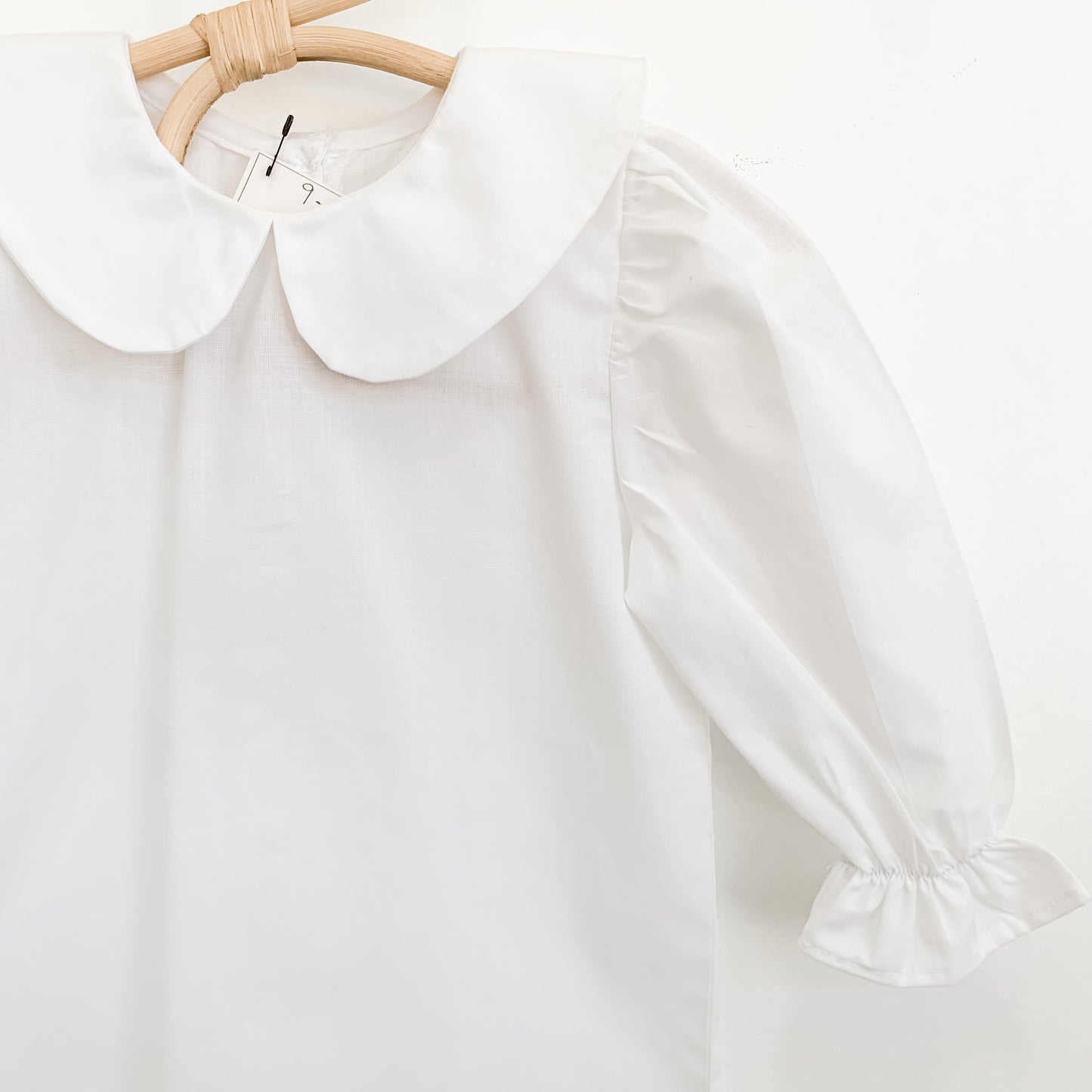 Blusa cuello bebé