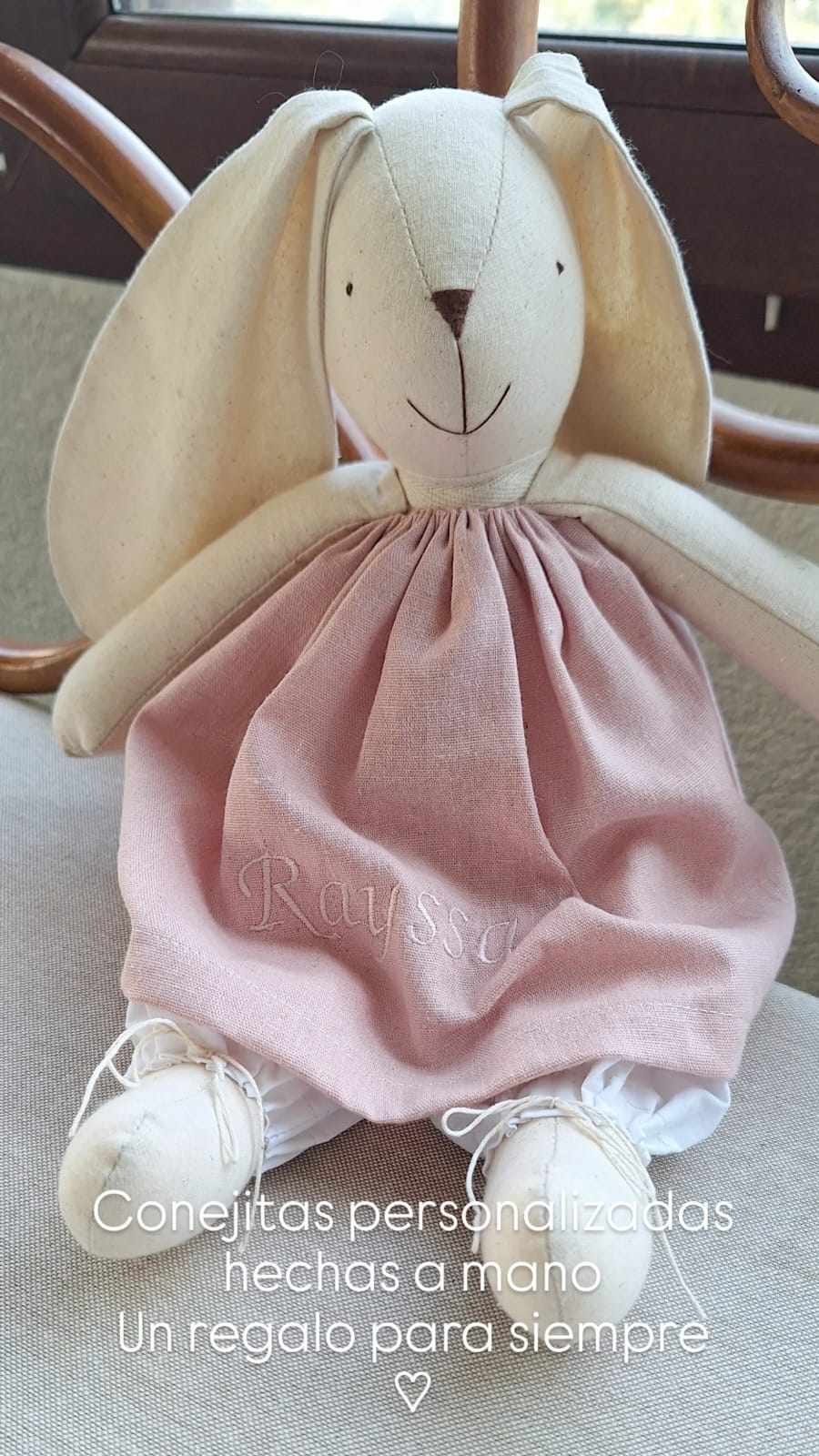 Conejito personalizado - Vestido rosa