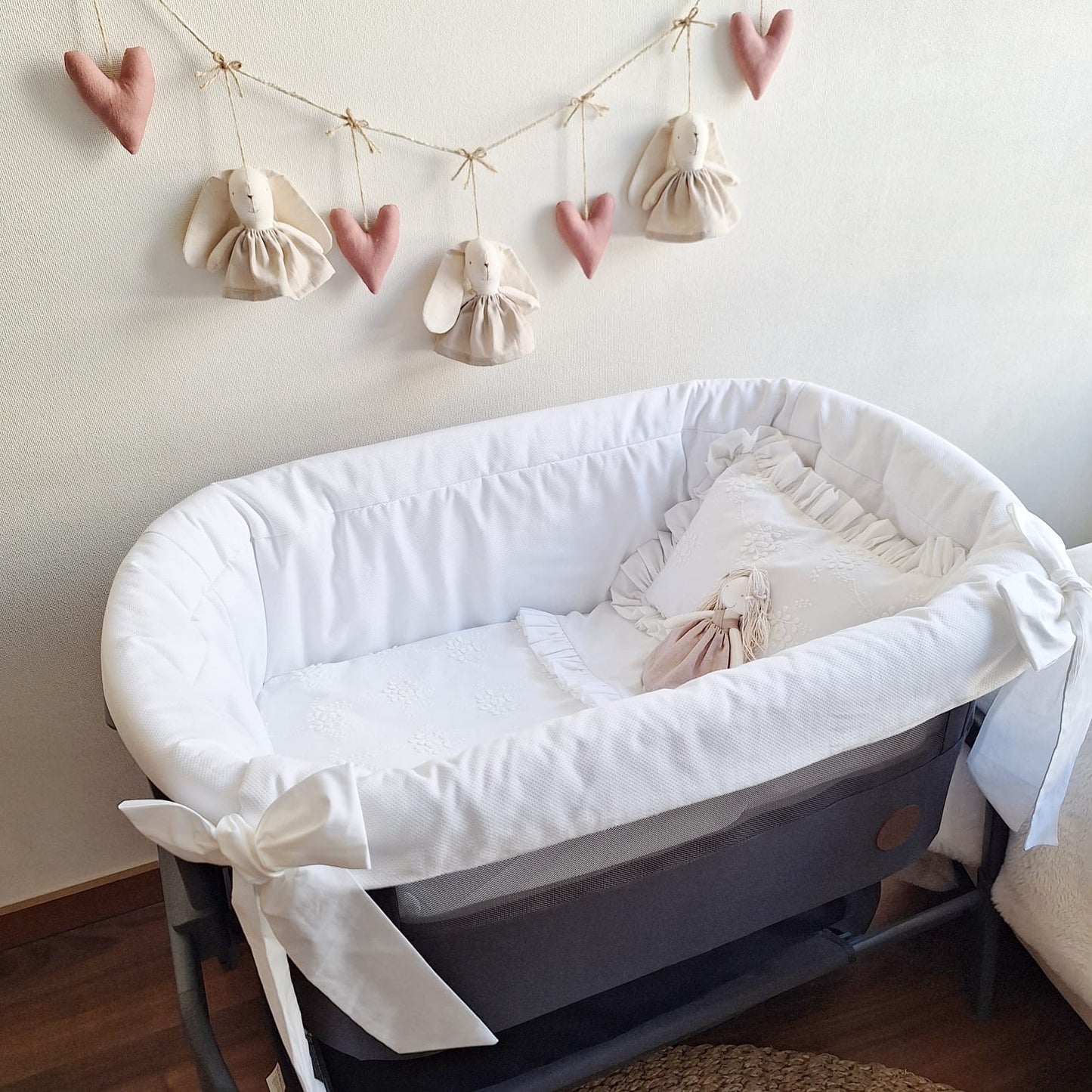 Guirnalda conejas - corazones frambuesa