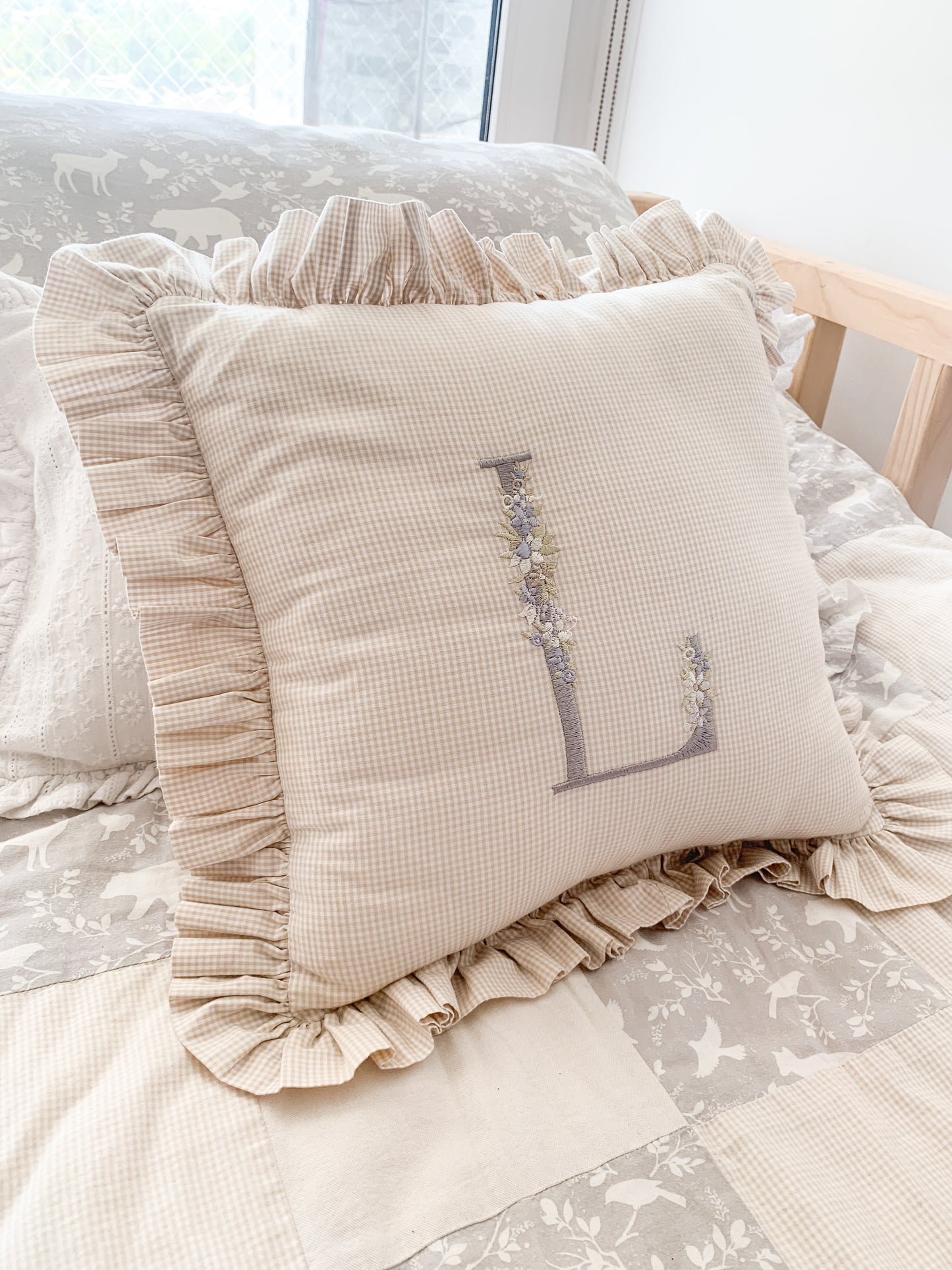 Cojín Vuelos cuadrado - vichy beige