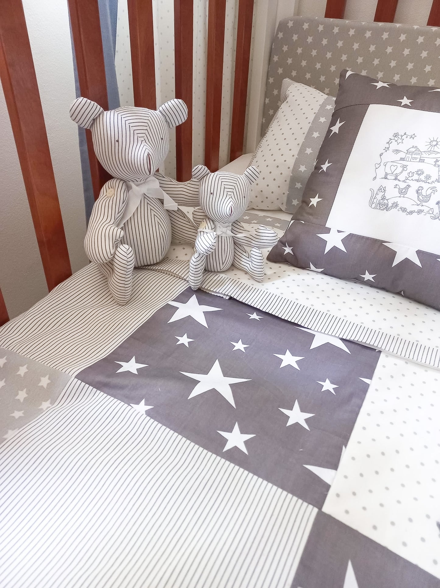Cubrecama Patchwork - estrellas gris