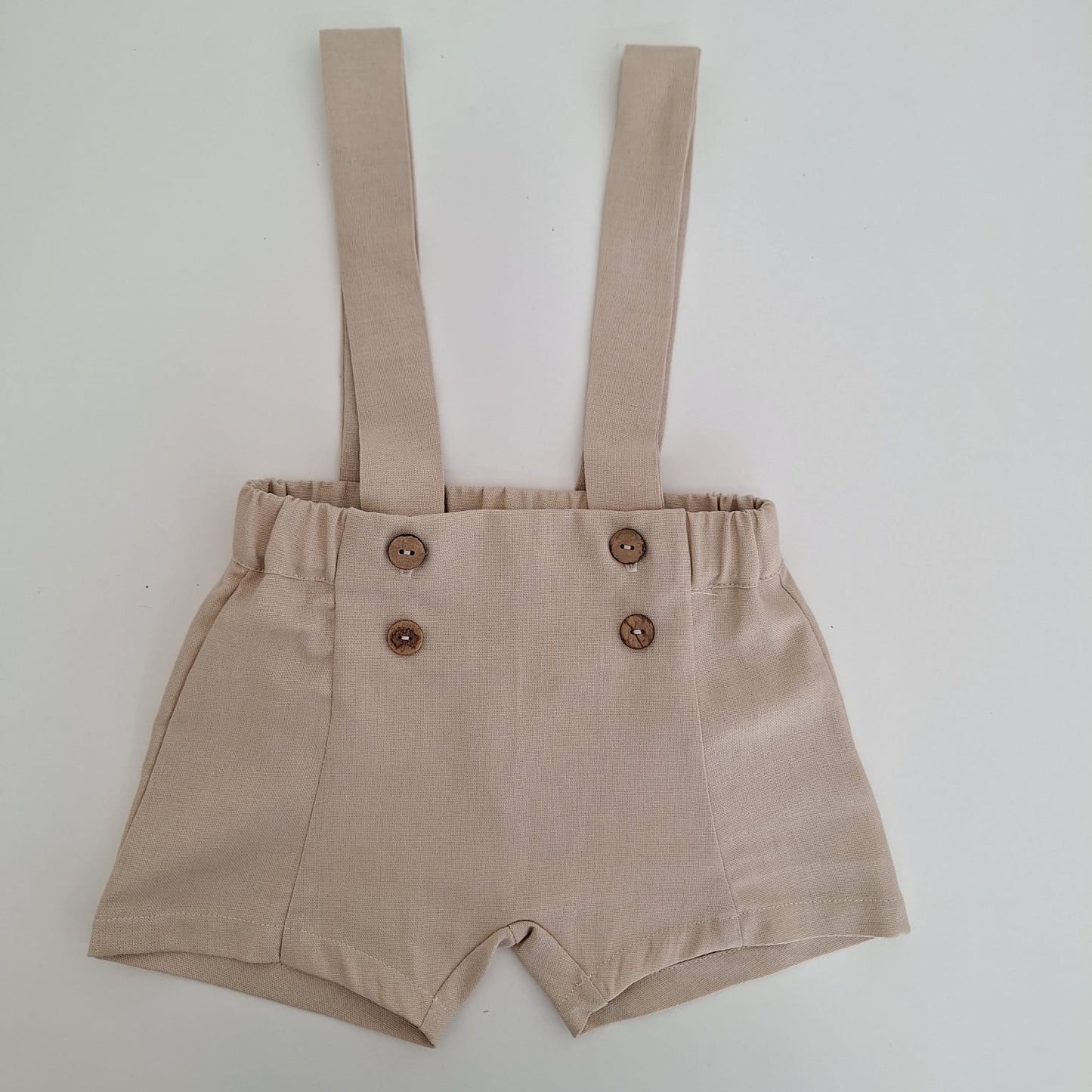 Pantalón doble botón con tirantes - lino tostado