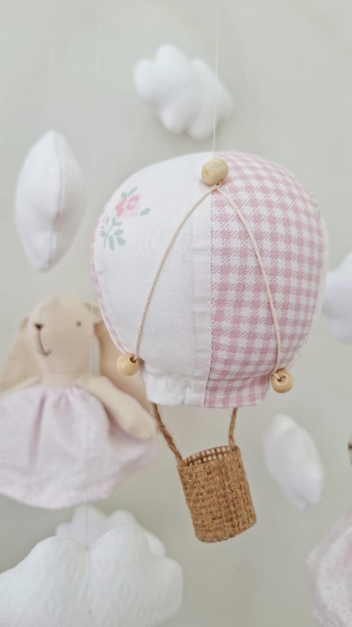 Móvil Conejitas y Globos - rosa y celeste