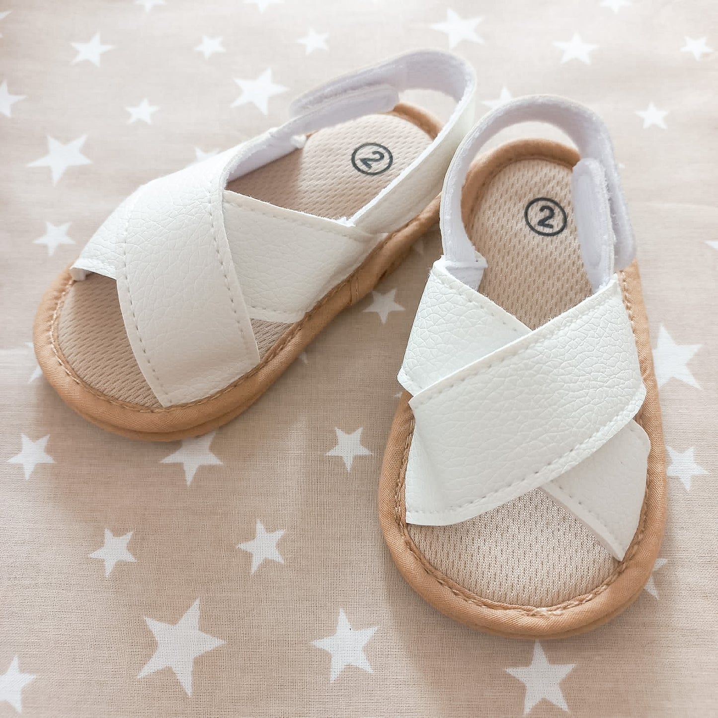 Chalitas blancas cruzadas