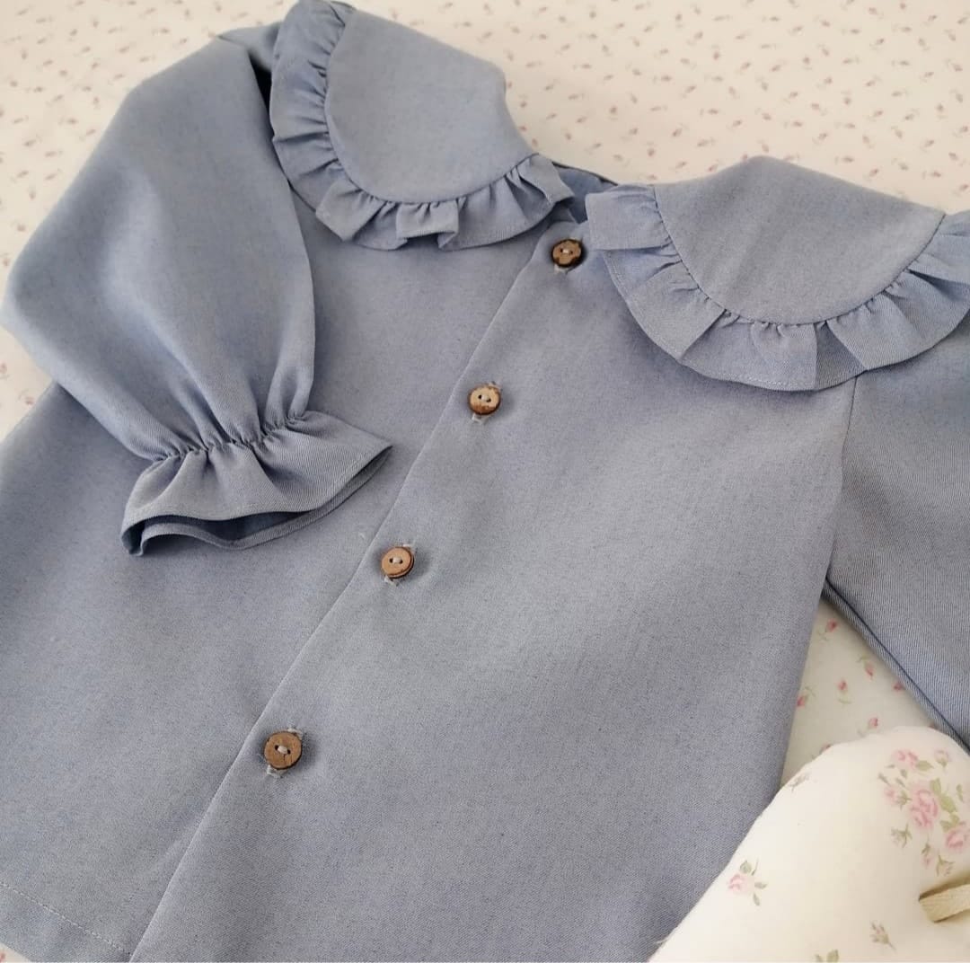 Blusa cuello vuelos - tela a elección