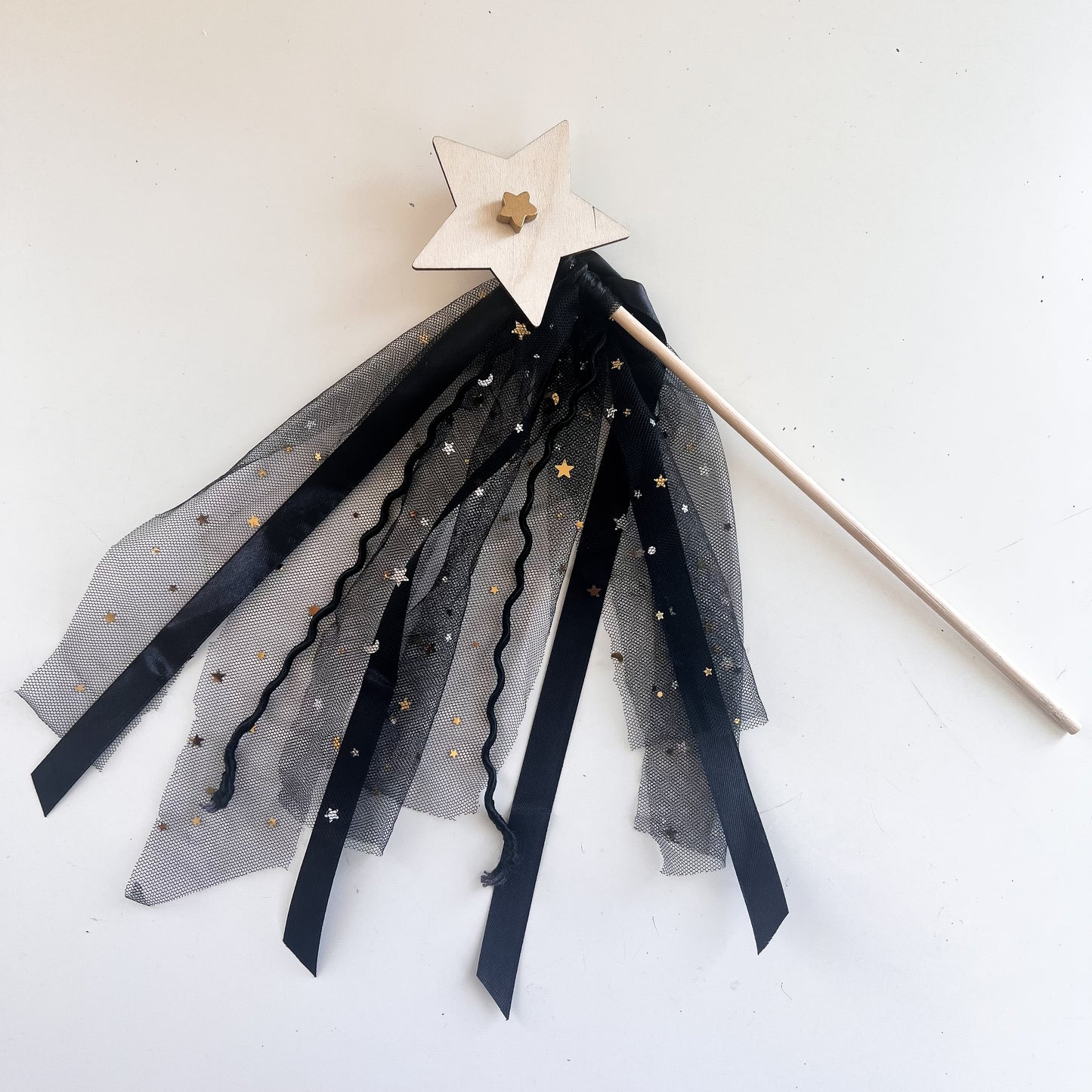 Varita mágica - Negro y dorado