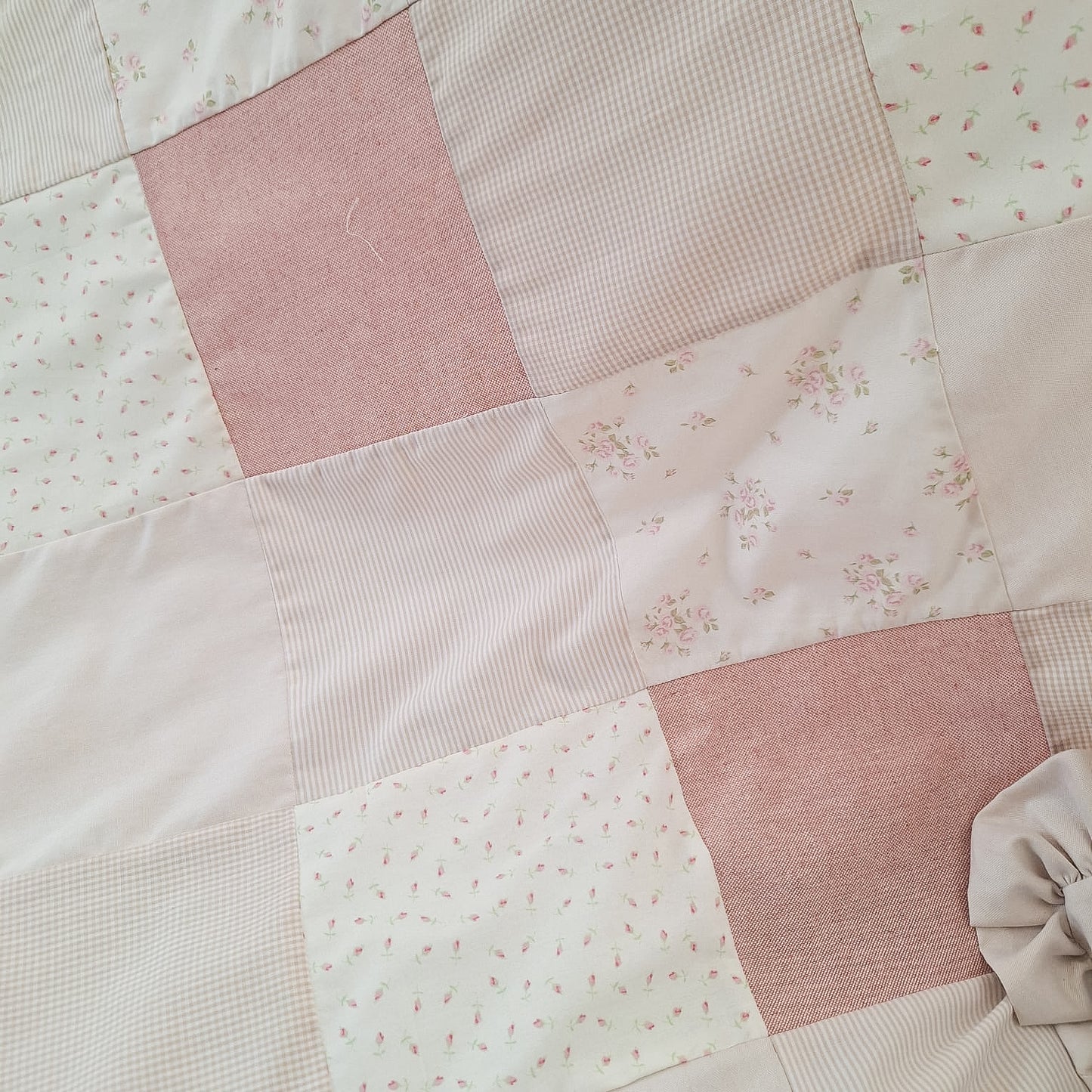 Cubrecama Patchwork - palo rosa