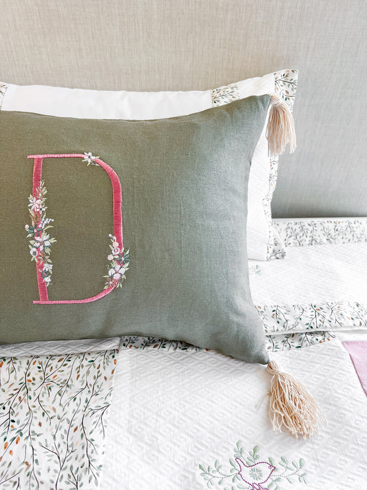 Cojín Borlas largo- personalizado