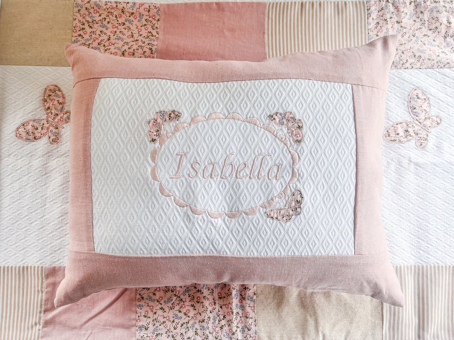 Cojín Mariposas Personalizado - telas a elección