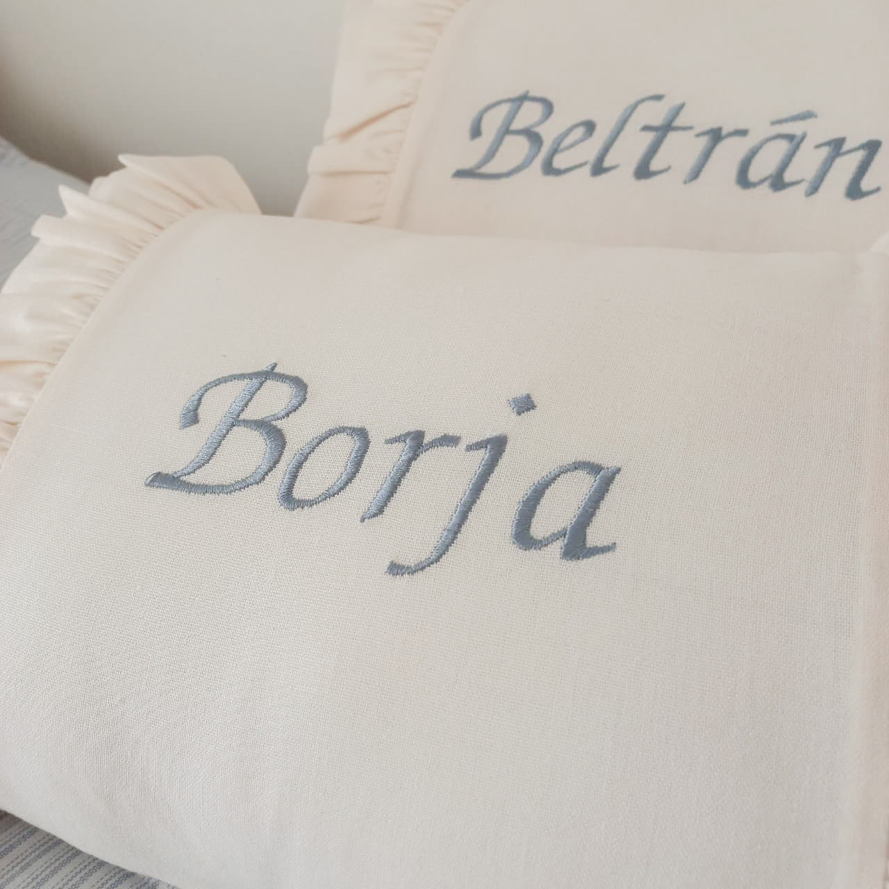 Cojín Vuelos laterales - tela a elección