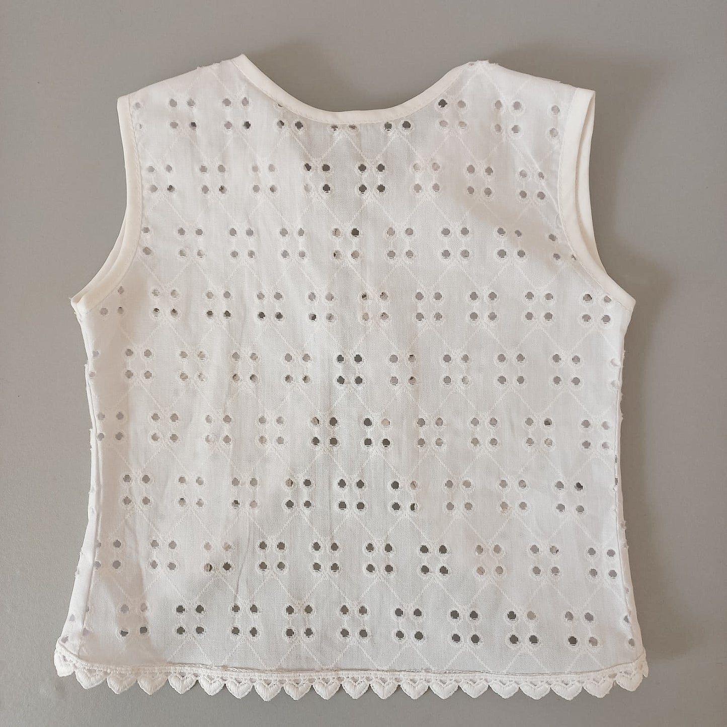 Blusa espalda abierta broderie