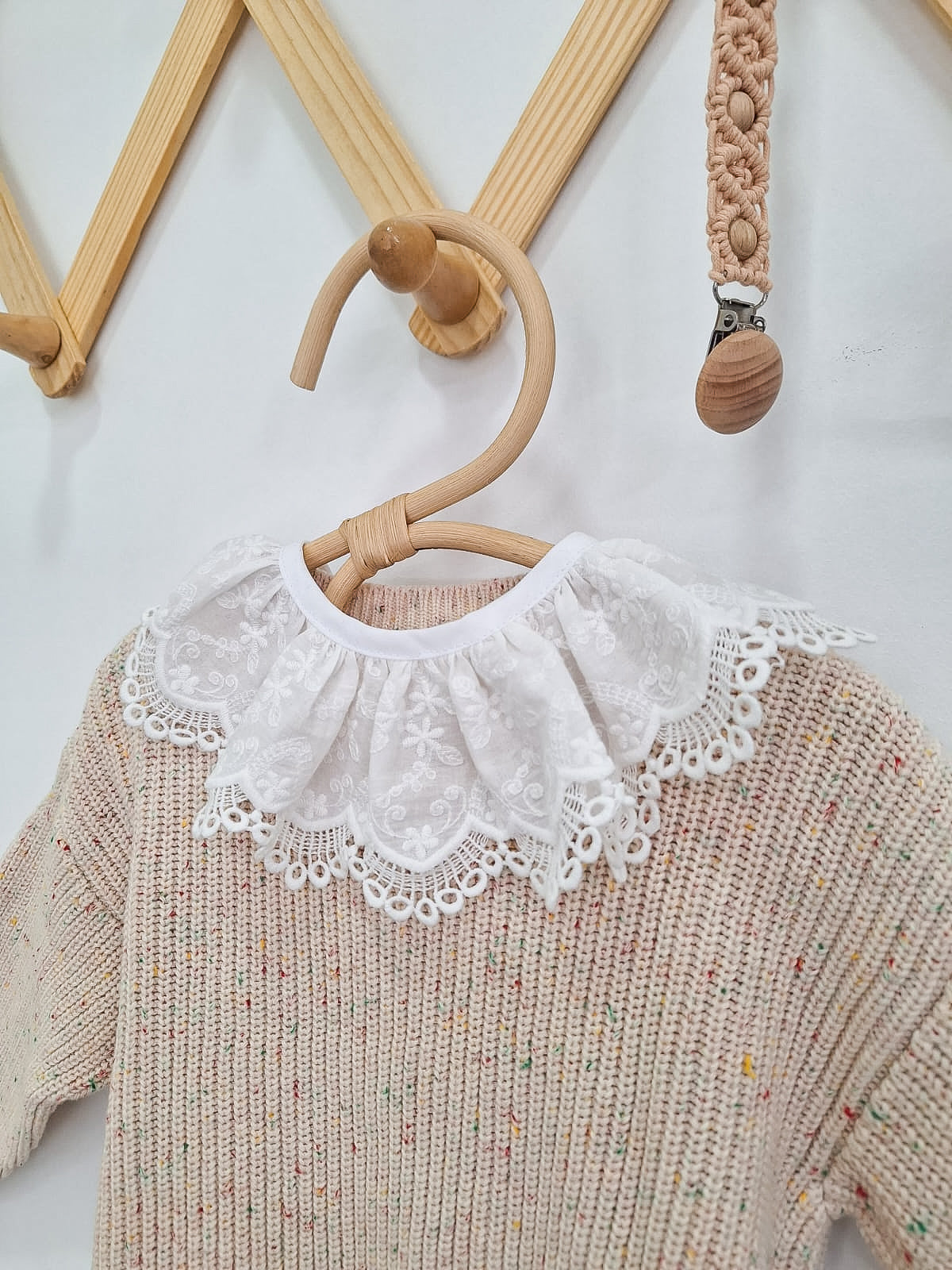 Chaleco con cuello desmontable broderie - beige