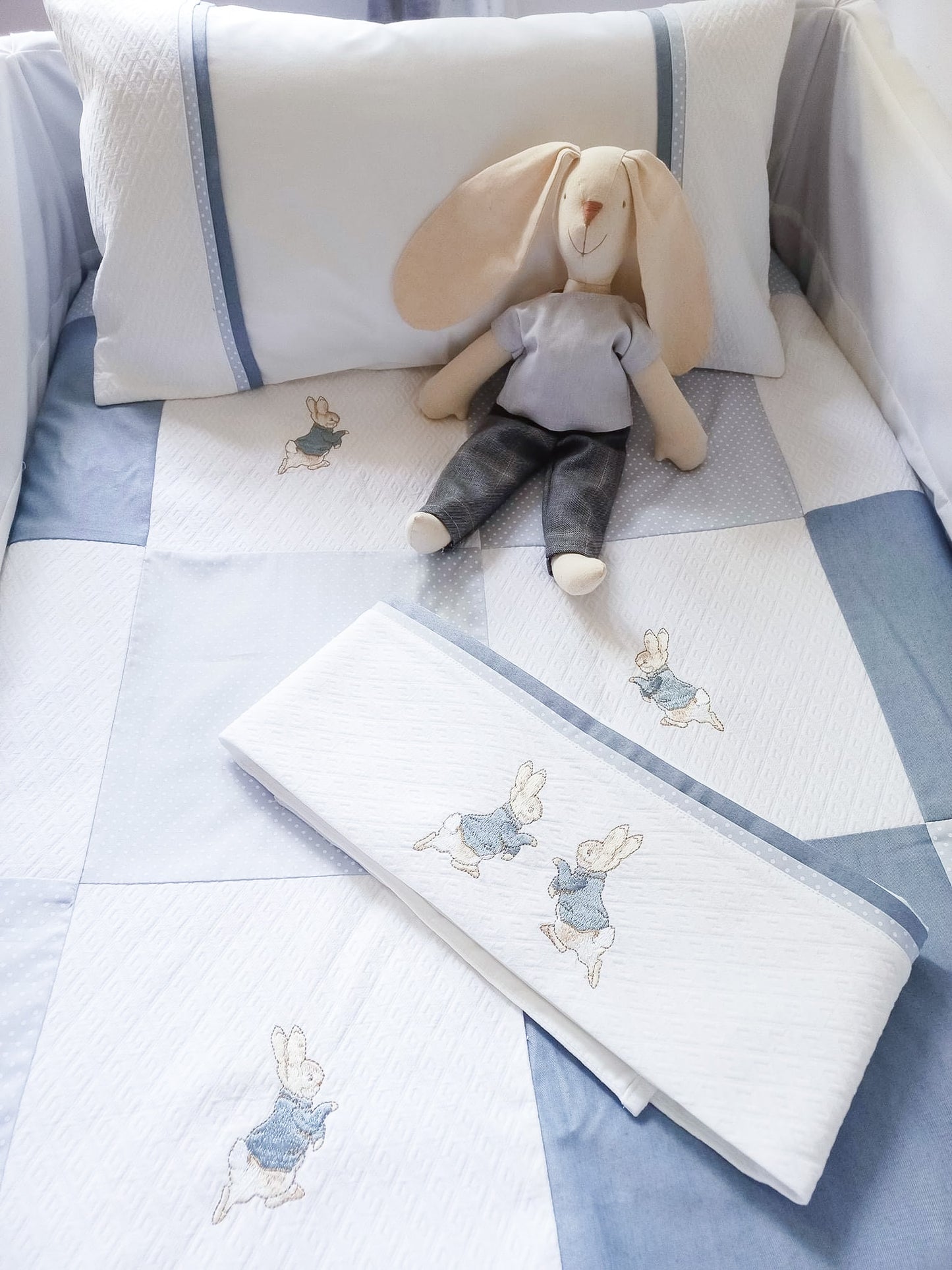 Cubrecama Peter Rabbit - azul