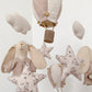 Móvil conejitos y globos - palo rosa y beige
