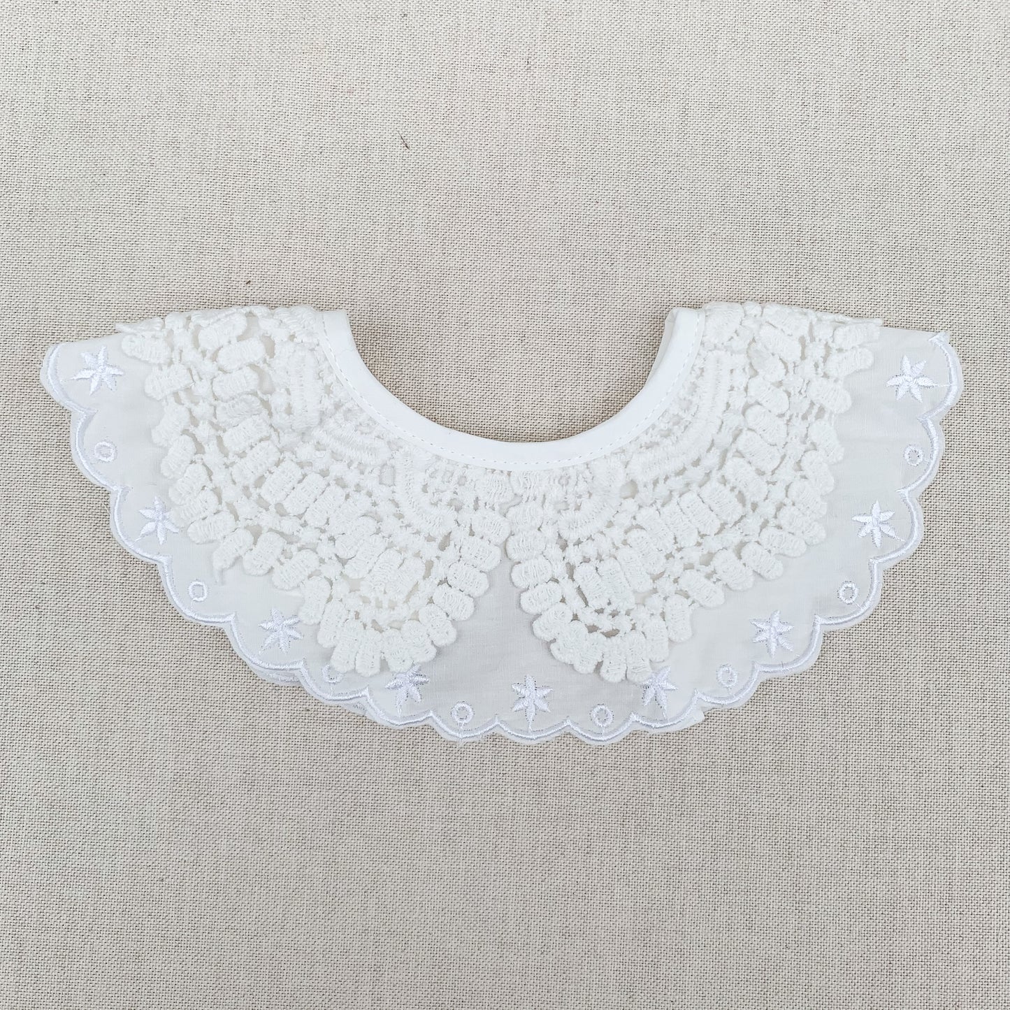 Cuello broderie y bolillo - blanco